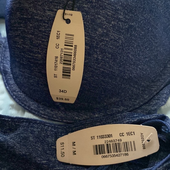 Victoria’s Secret Bra and panty set - Picture 4 of 4